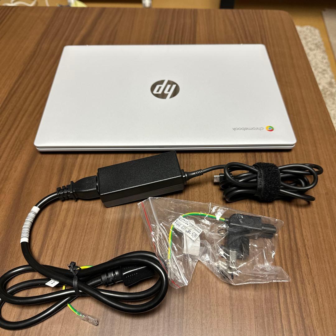 HP Chromebook 本体 + ACアダプター