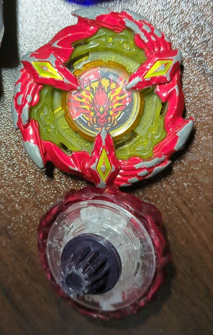 ベイブレードX 4個（3個非売品）、ストリングランチャー