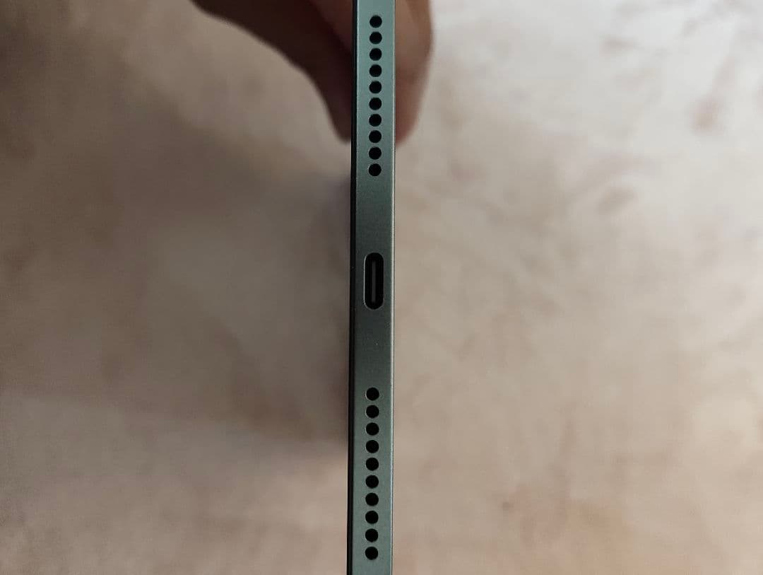 iPadmini7 128GB WiFiモデル アクセサリーつき