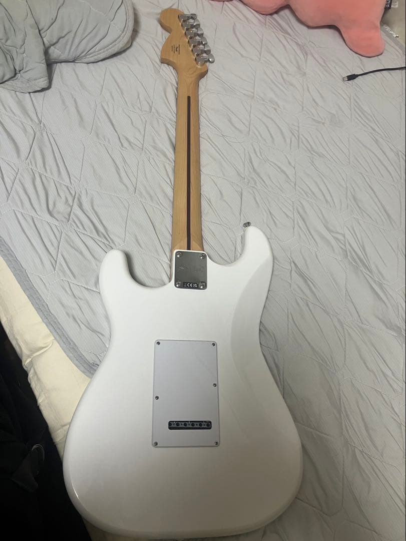 Squier エレキギター ホワイト ボディ