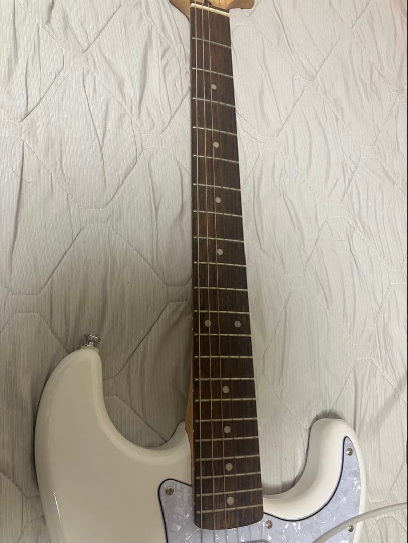 Squier エレキギター ホワイト ボディ