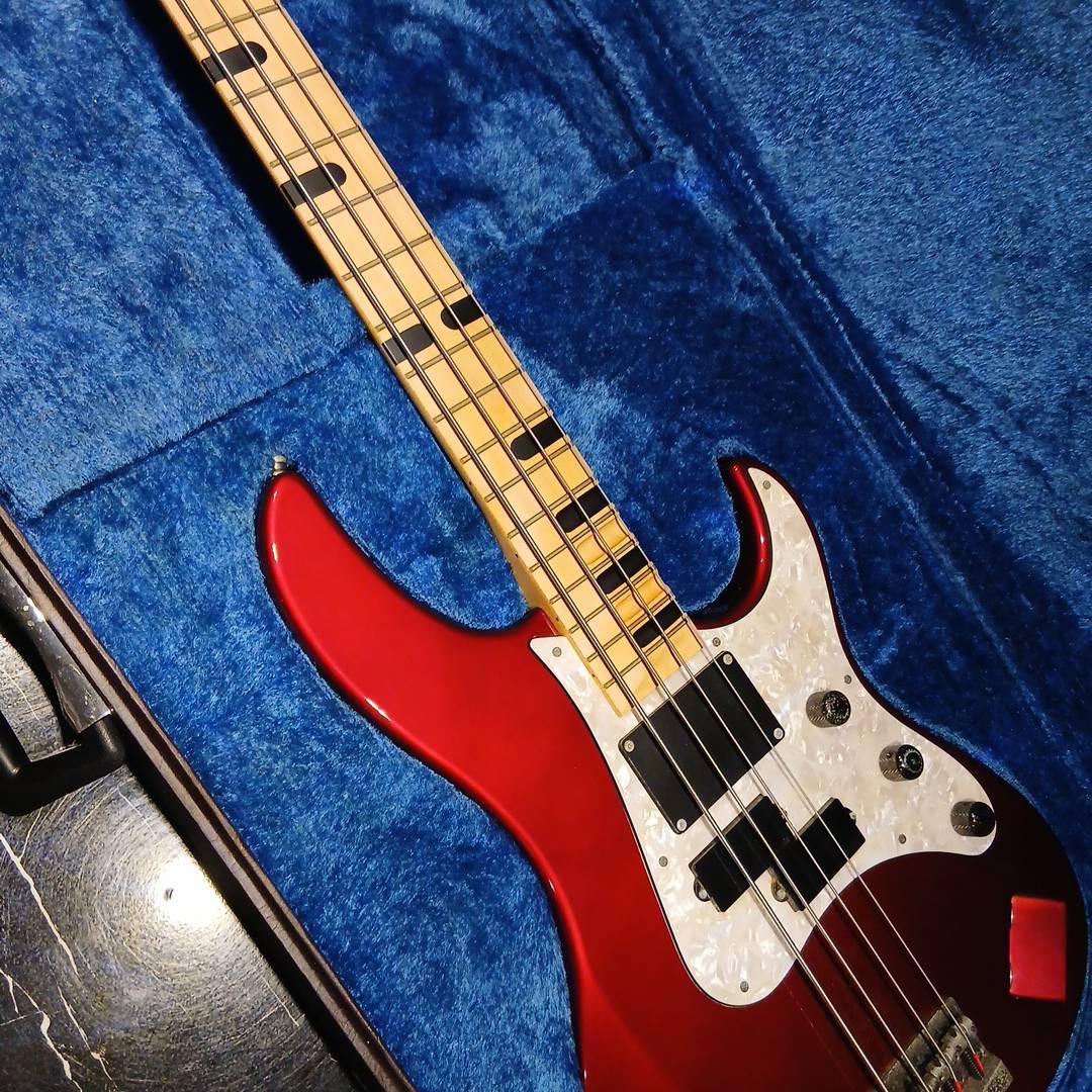 ベース YAMAHA ATTITUDE LTD2 BILLY SHEEHAN MODEL
