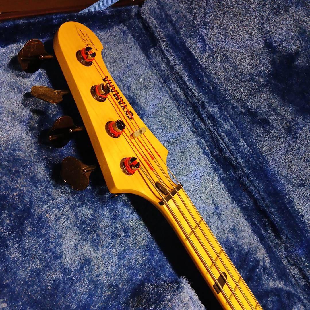 ベース YAMAHA ATTITUDE LTD2 BILLY SHEEHAN MODEL