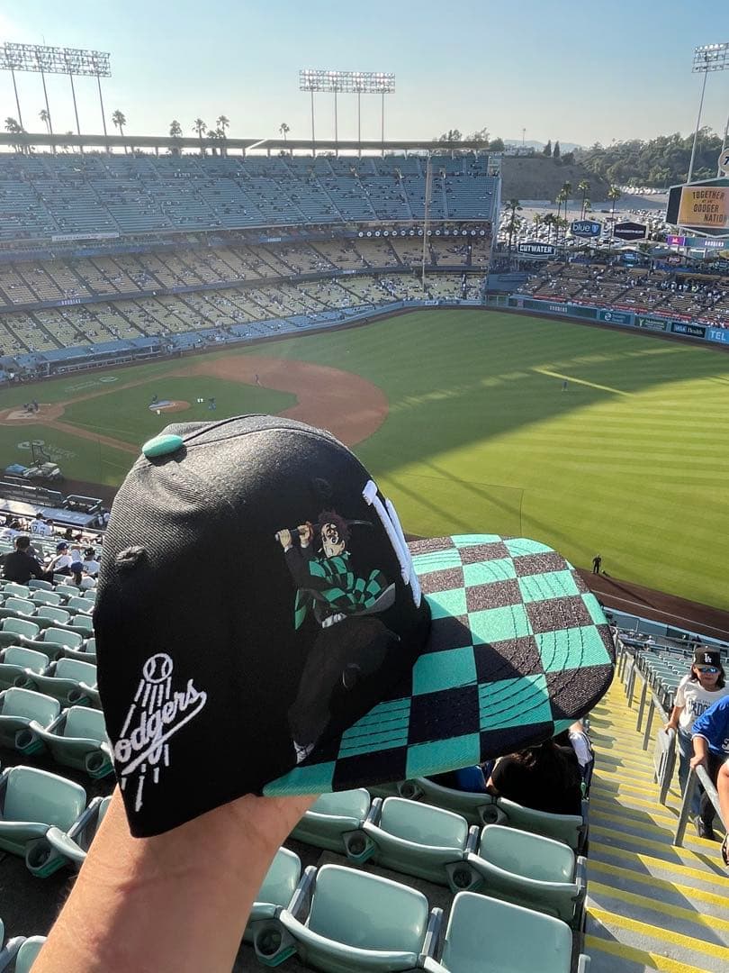 8/15【ドジャースタジアム先着限定】鬼滅の刃×ドジャースコラボキャップ