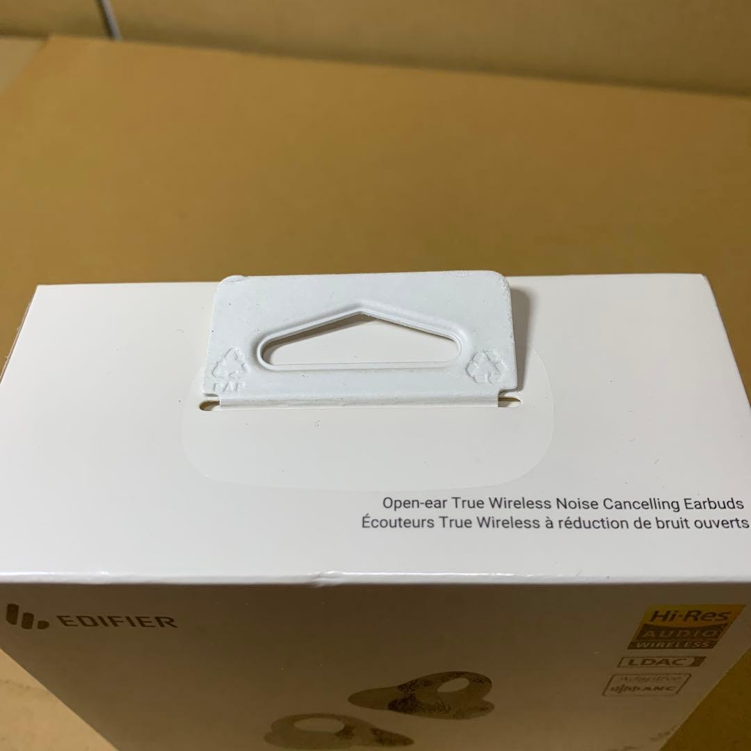 新品未開封　EDIFIER LolliClip オープンイヤーイヤホン　黒