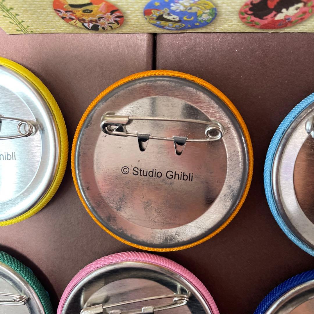 ジブリがいっぱい 刺繍ブローチ　コンプリート　　セット　缶バッチ　缶バッジ