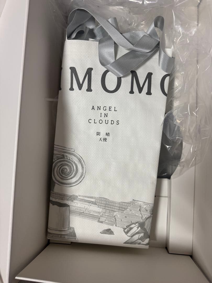 蛮*琵様 ラブブANGEL IN CLOUDSのぬいぐるみ