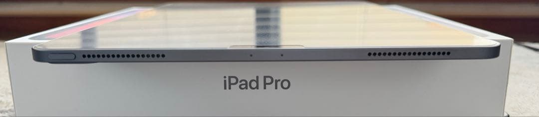 第4世代iPad Pro 12.9 128GB WiFi スペースグレー　93%