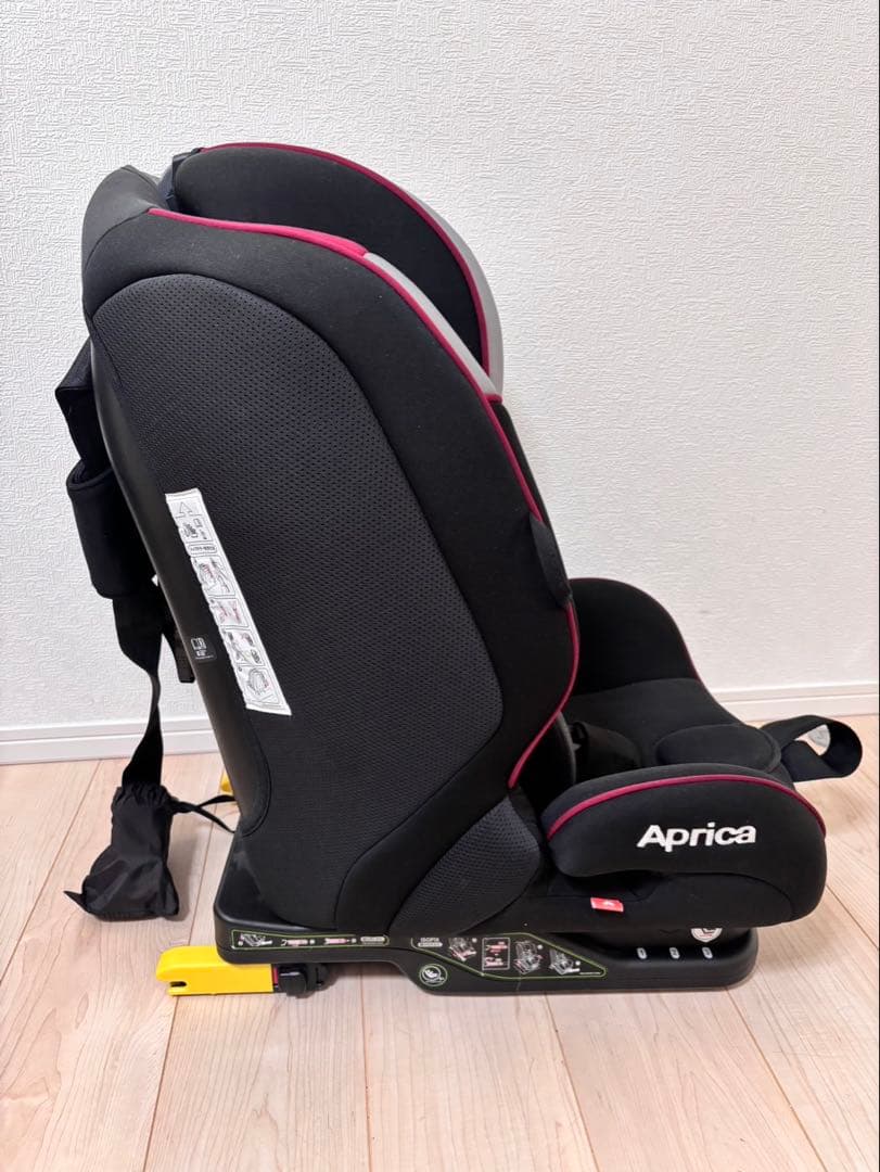 美品　アップリカ Aprica フォームフィット　ISOFIX チャイルドシート