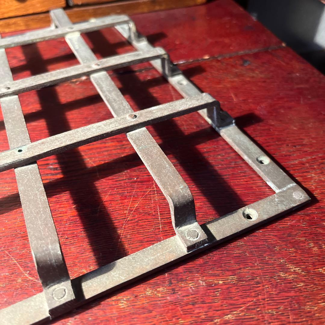 昭和レトロ アンティーク ヴィンテージ シャビー アイアン 窓格子 面格子