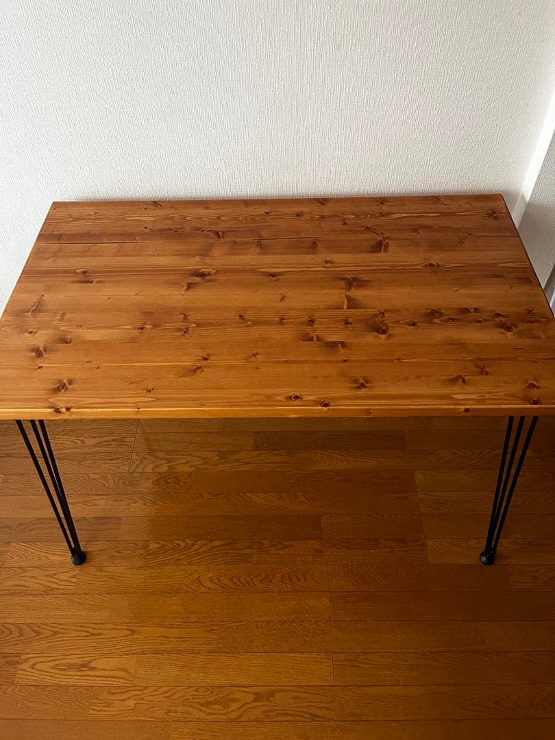 ロウヤテーブル