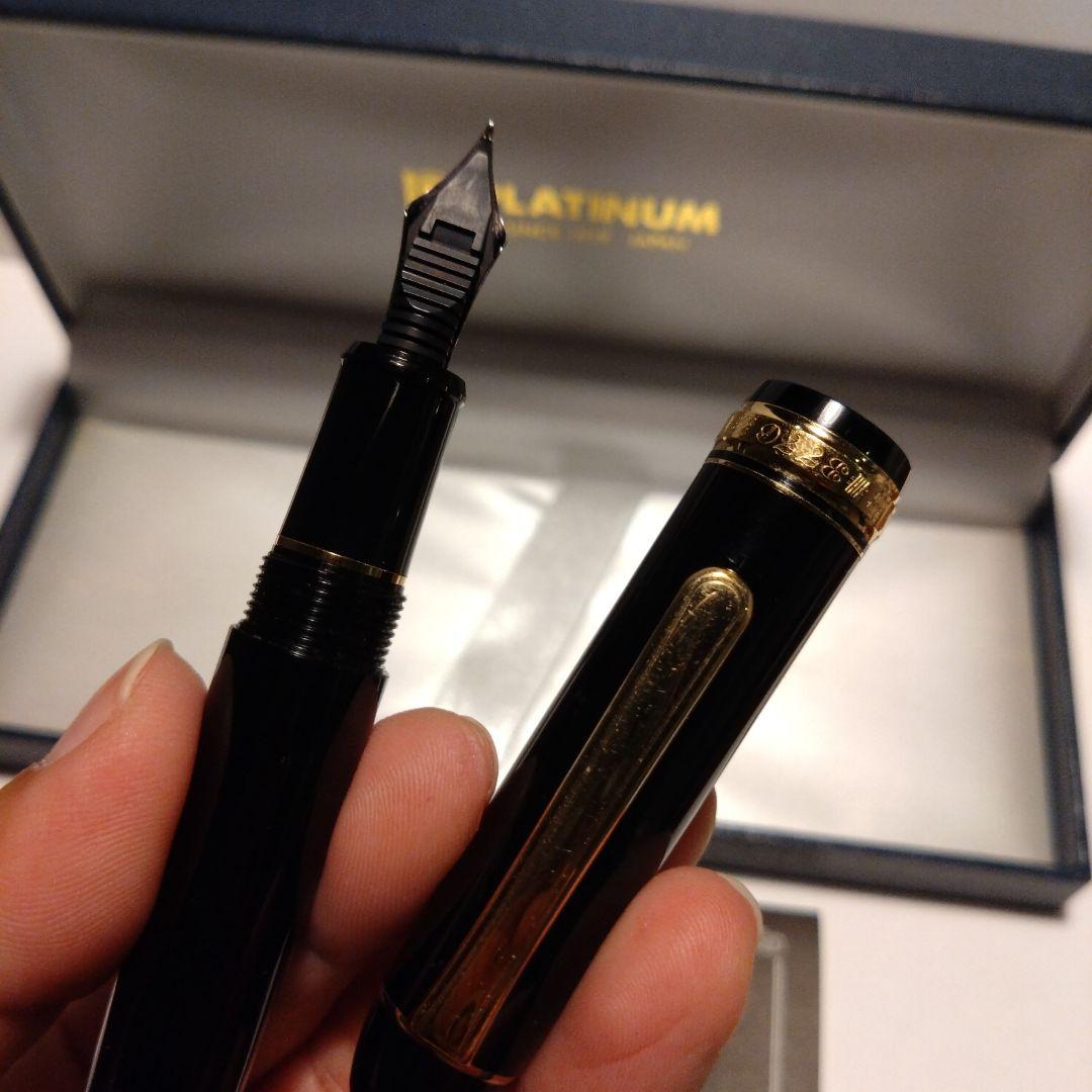 Platinum　#3776　万年筆　黒　14K　SF　585