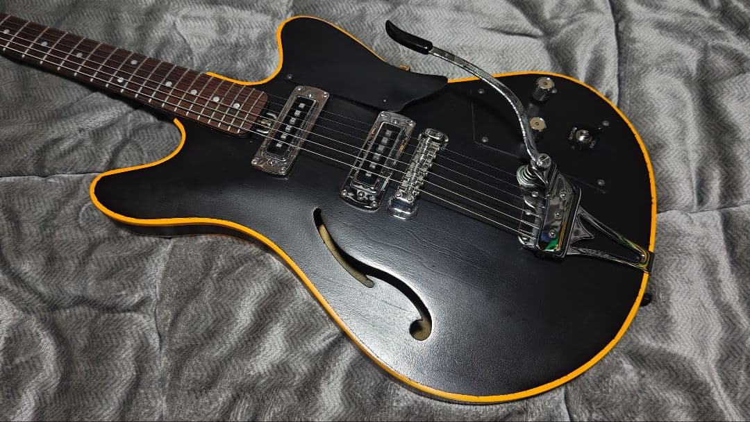 最終値下げ　テスコ　フルアコタイプ　ビザールギター　オールラッカー