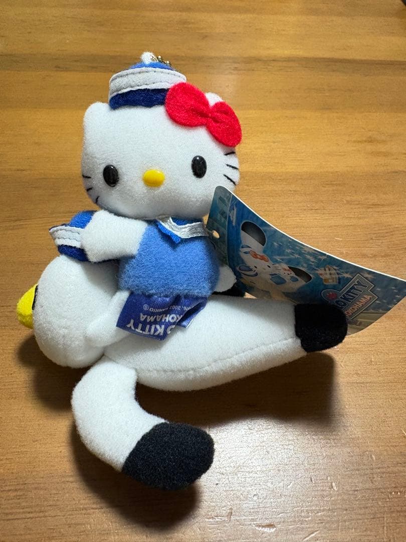 ミ*ク様 ご当地キティ　　横浜限定　ぬいぐるみ　マスコット　タグ付きレア