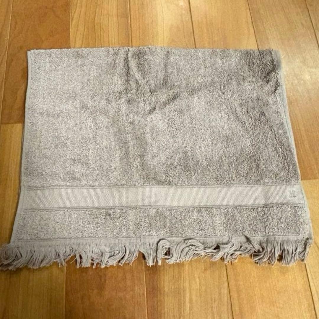 HERMES ベージュ フェイスタオル