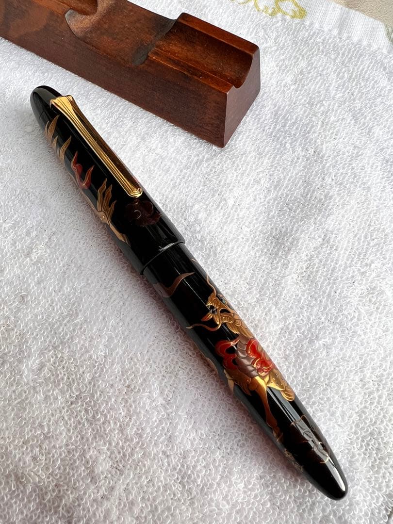 セーラー万年筆蒔絵麒麟