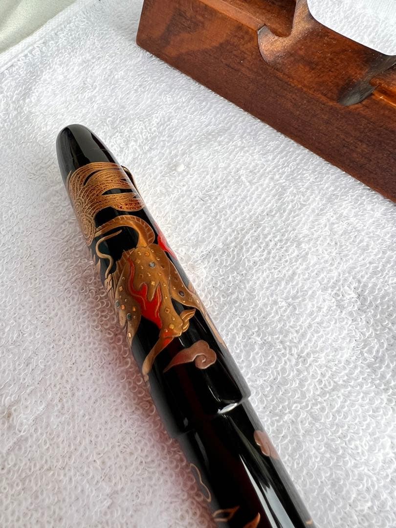 セーラー万年筆蒔絵麒麟