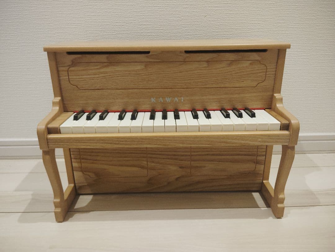 KAWAI 木製アップライトピアノ 32鍵　ナチュラル