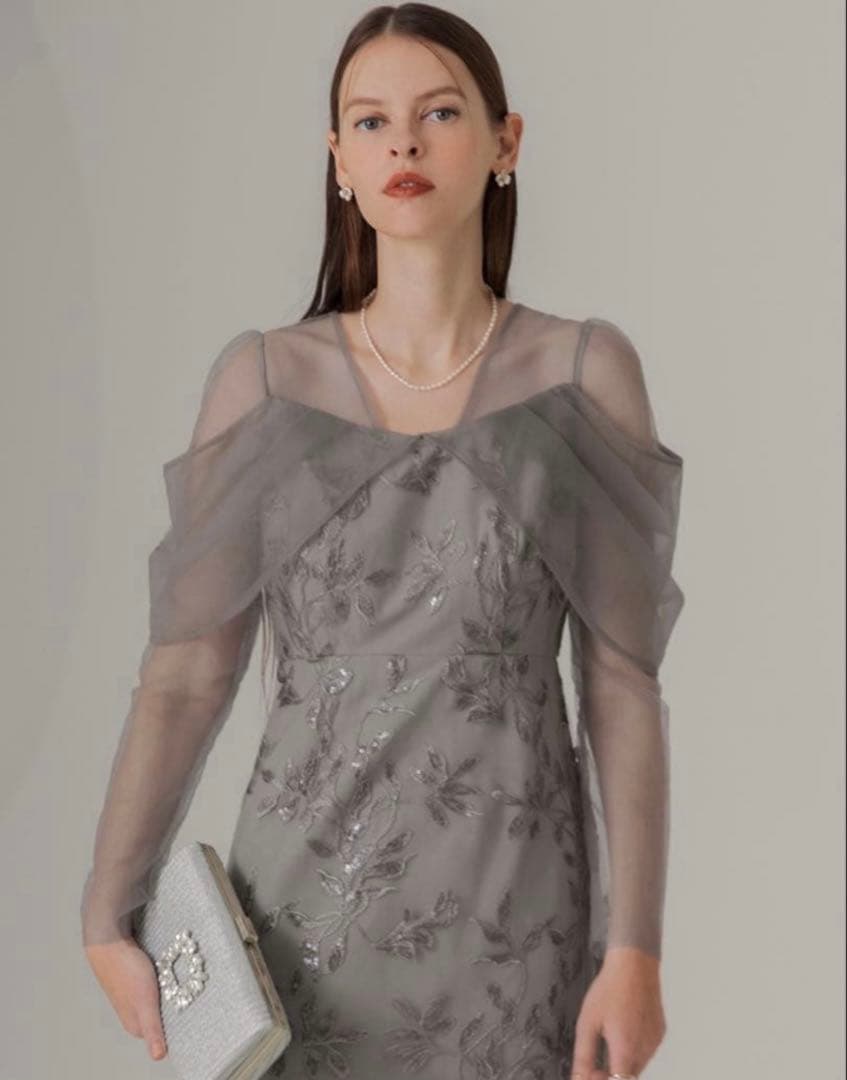 チュールロングスリーブリーフIラインワンピースドレス結婚式パーティー成人式二次会