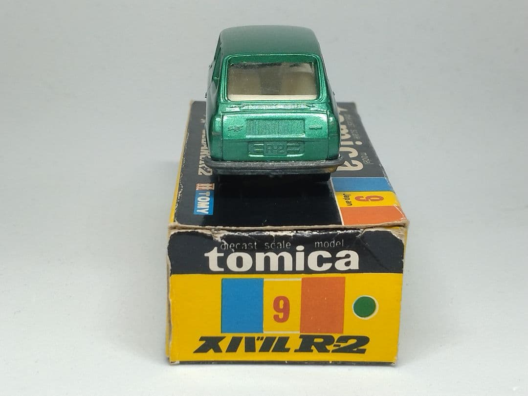 トミカ 9 スバル R2 緑 白シート 黒箱 緑色指定箱 日本製 レアモデル