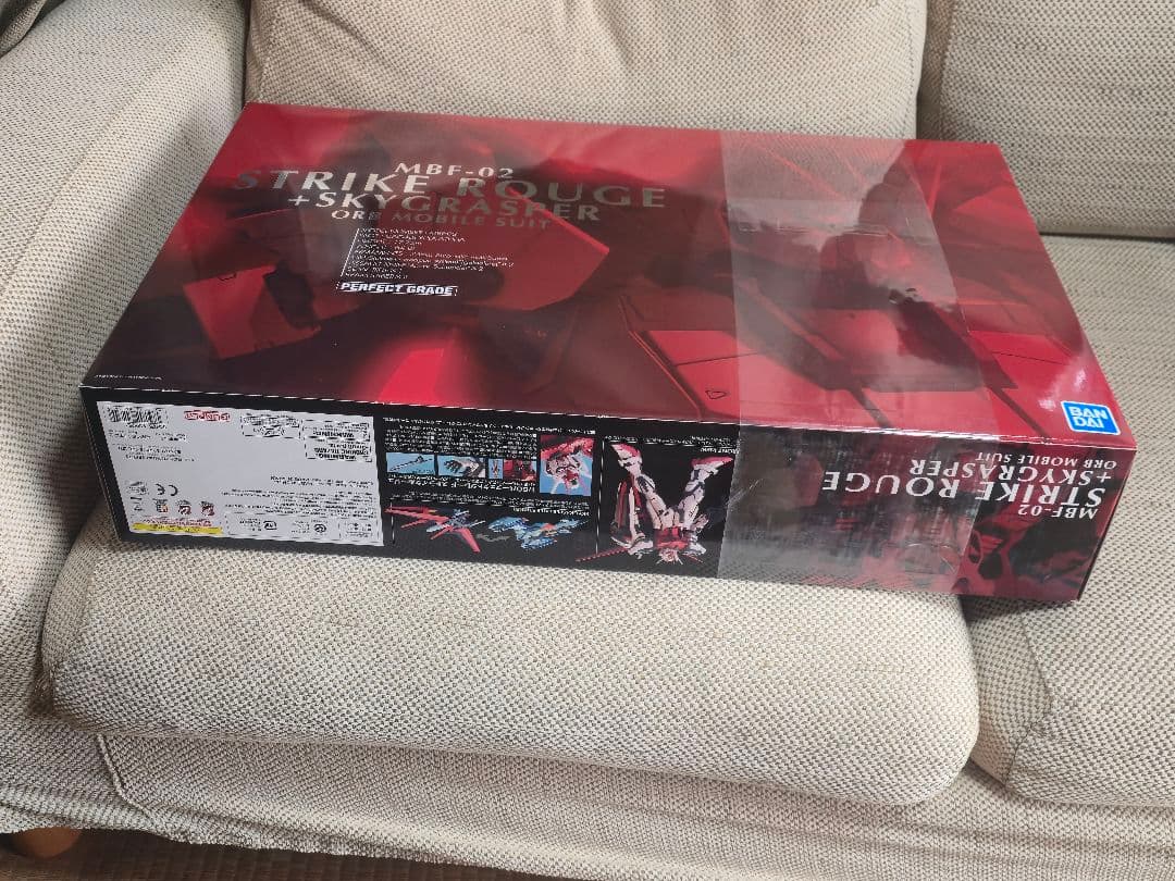 新品未開封 PG 1/60 ストライクルージュ＋スカイグラスパー