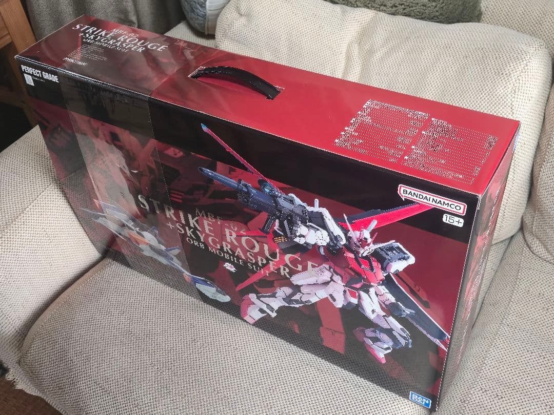 新品未開封 PG 1/60 ストライクルージュ＋スカイグラスパー