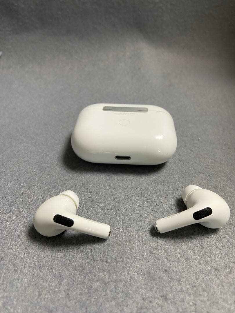 美品　AirPods Pro 第1世代　MsgSafe