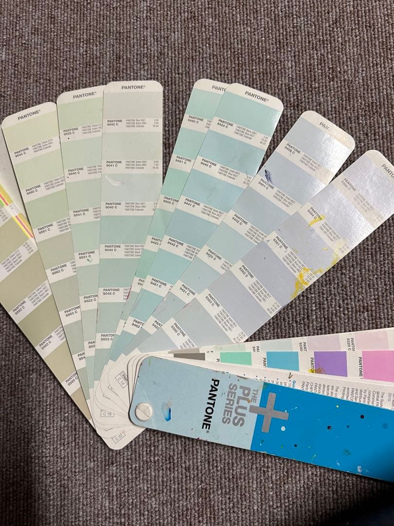 PANTONE色見本PASTELS&NEONS Coated&Uncoated