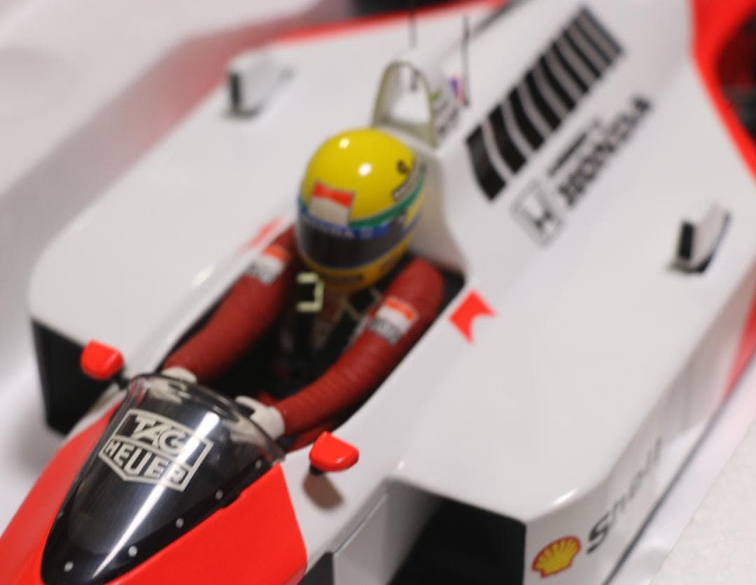 超貴重ビックスケール１／12　マクラーレン・ホンダMP4／4　ターボ　セナコレ
