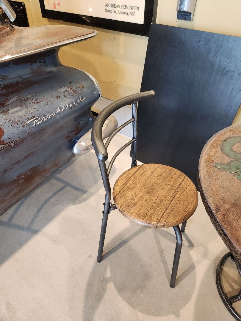 RAT FINKデザインのコーヒー テーブルと椅子セット