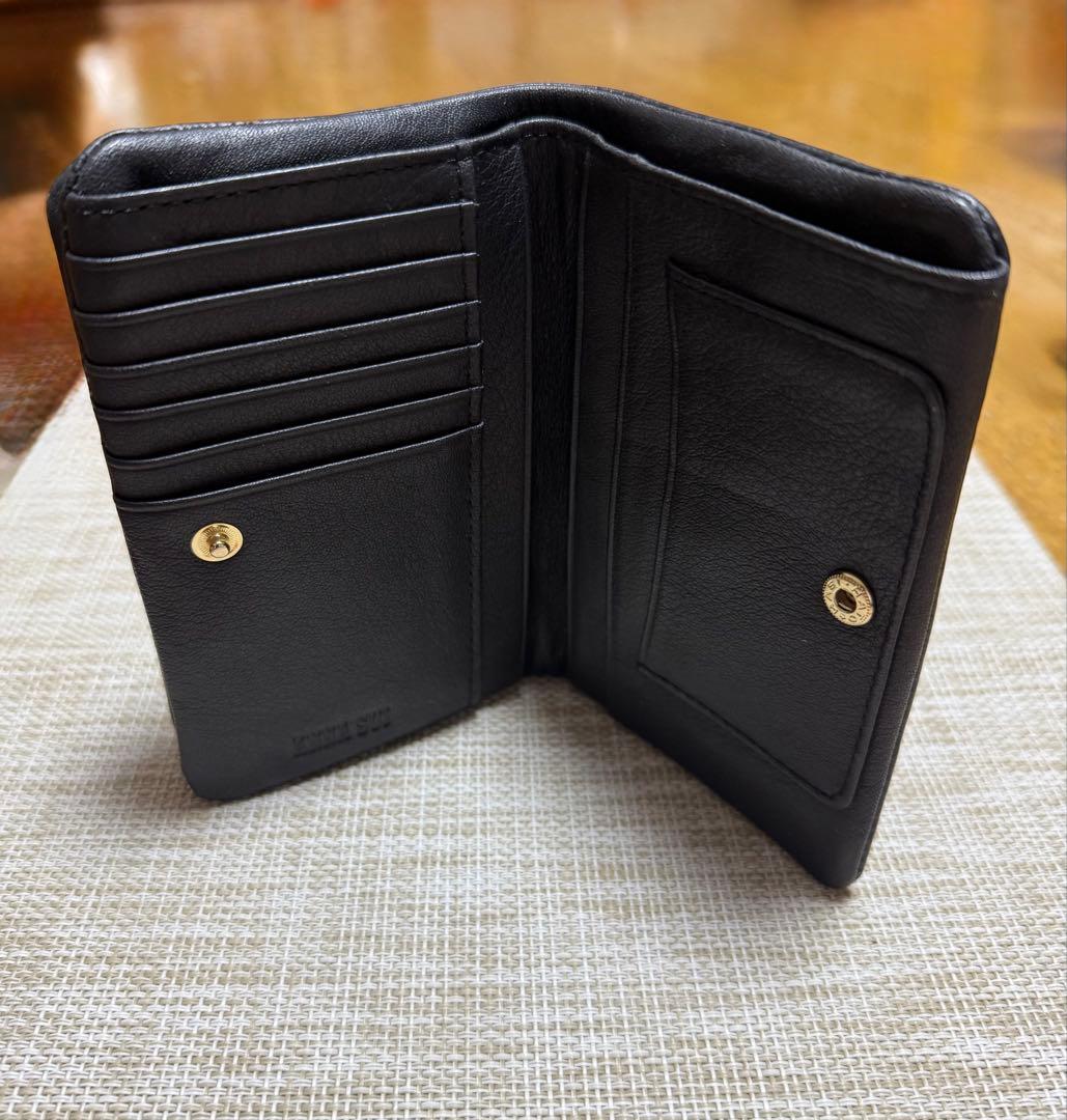 ANNA SUI アナスイ　二つ折り牛革財布 猫星