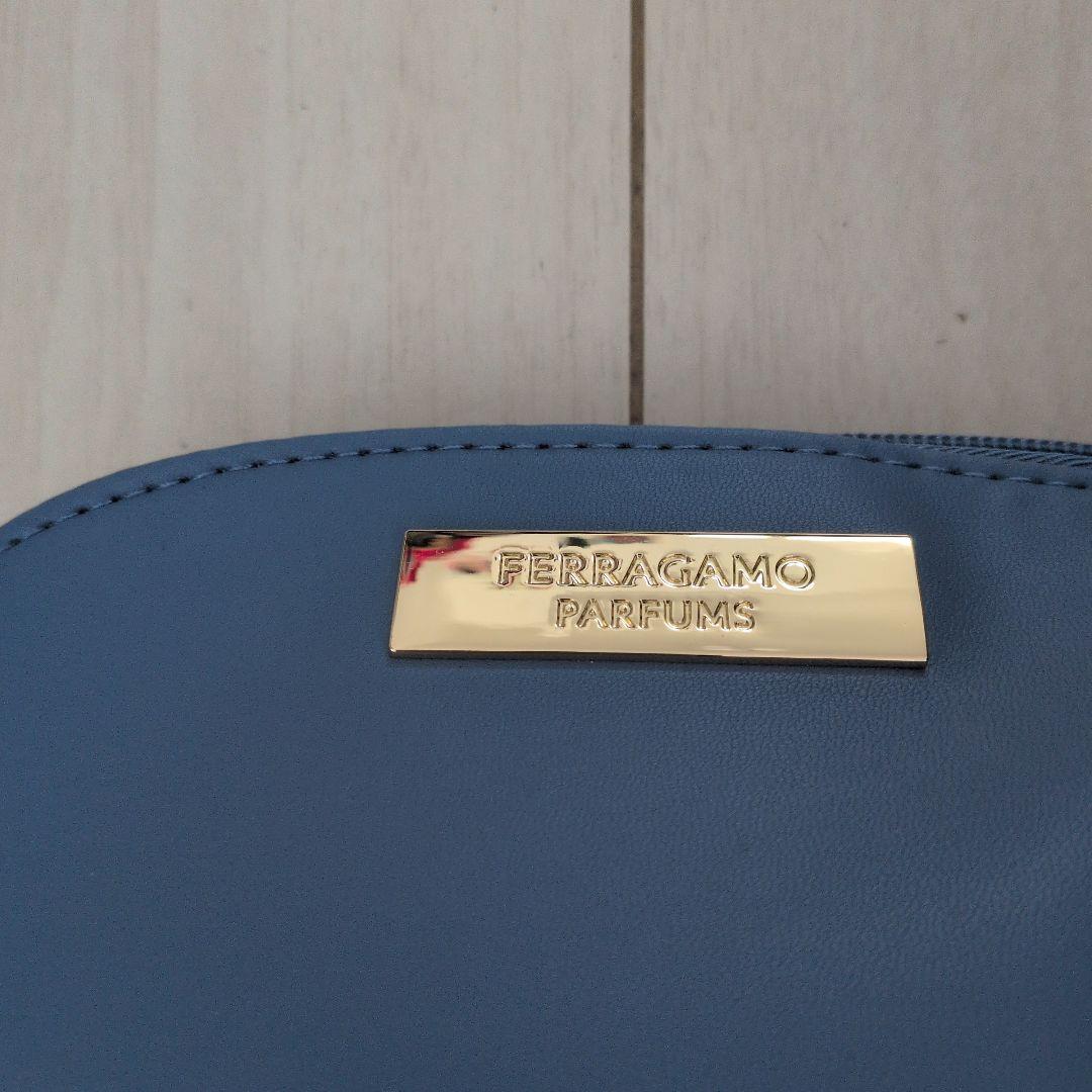 新品 ファーストクラス アメニティFerragamoとランバン トラベルポーチ