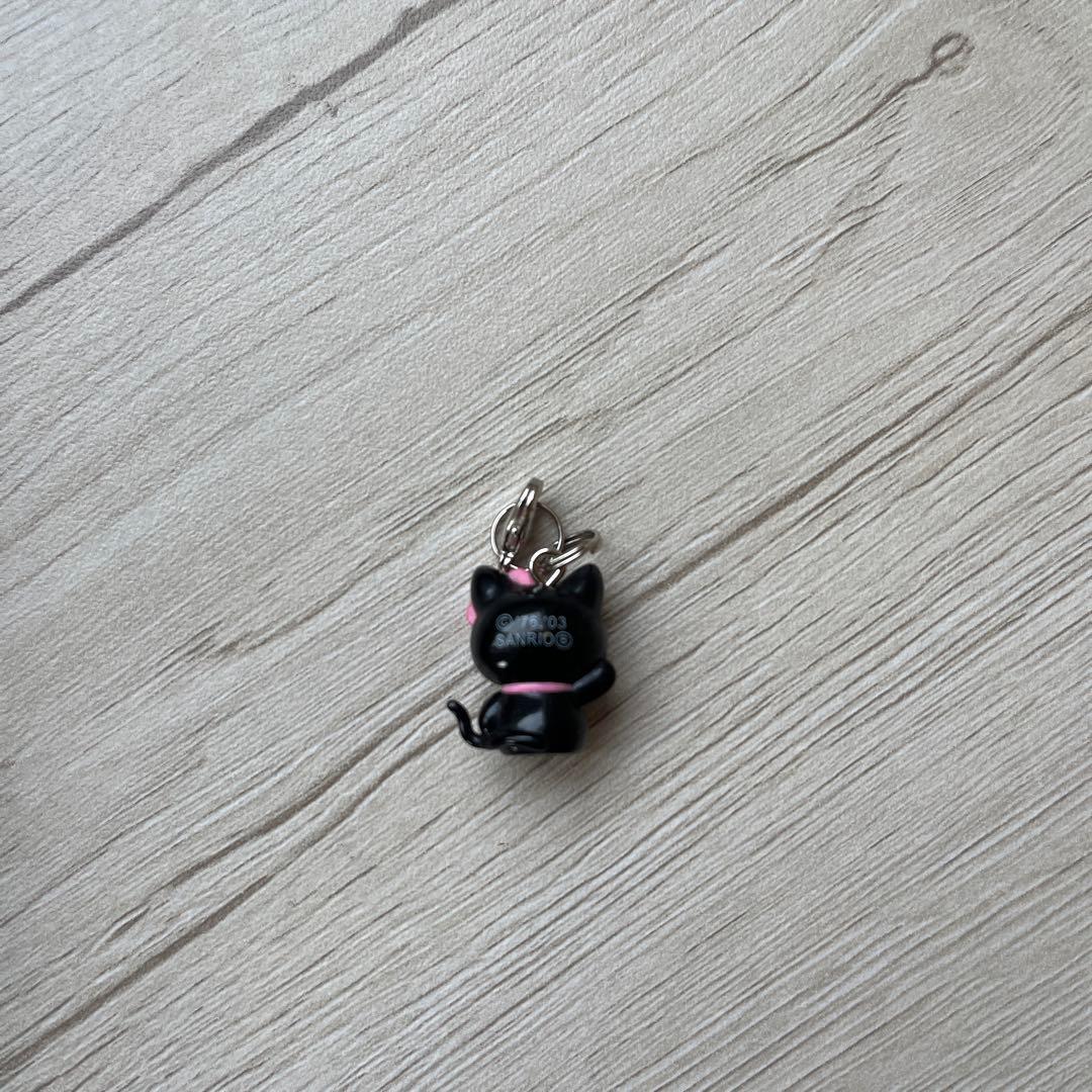 ハローキティ　黒猫　ファスナーマスコット　2003年