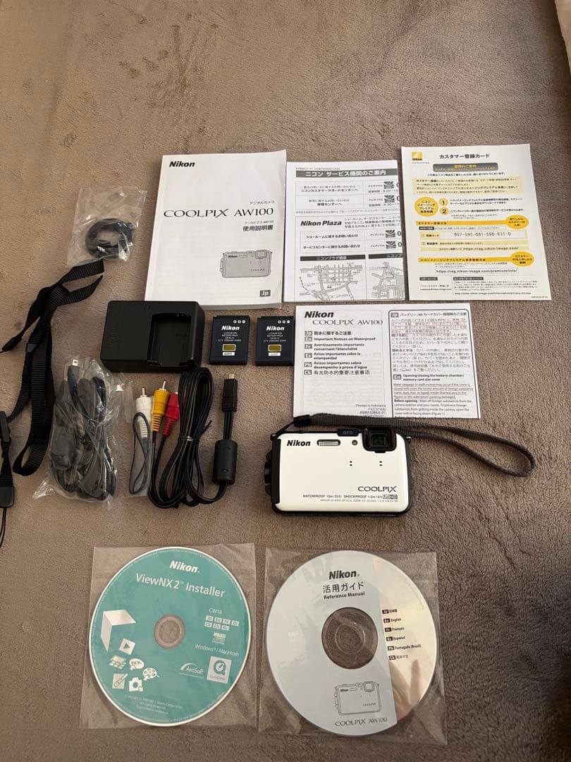 美品　Nikon COOLPIX AW100 デジタルカメラ ナチュラルホワイト