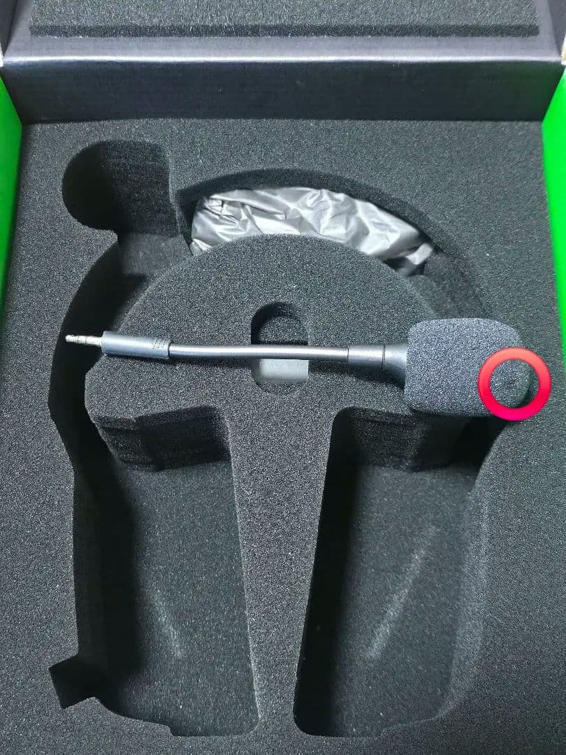 Razer BLACKSHARK V2 PRO ゲーミングヘッドセット