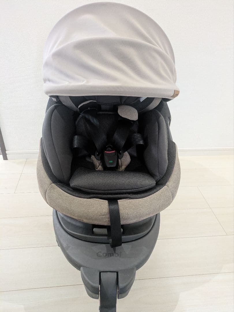 combi THE S ISOFIX ザ エス エッグショック ベージュ