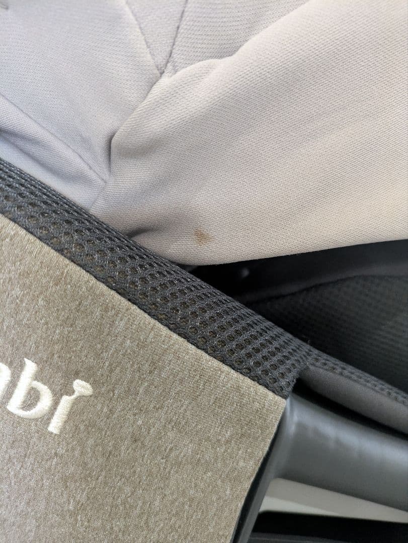 combi THE S ISOFIX ザ エス エッグショック ベージュ