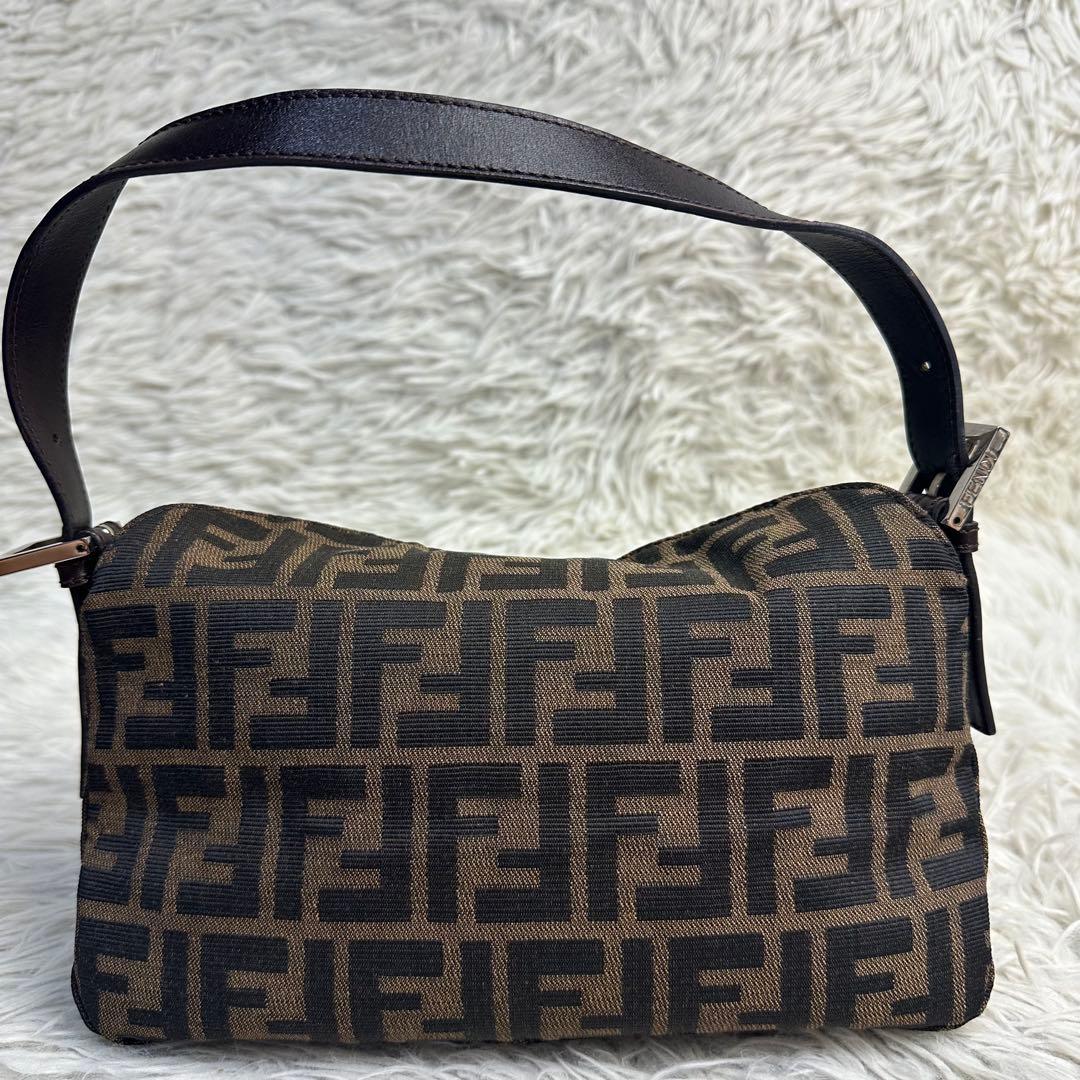 極美品 FENDI フェンディ マンマバケット ワンショルダーバッグ ズッカ