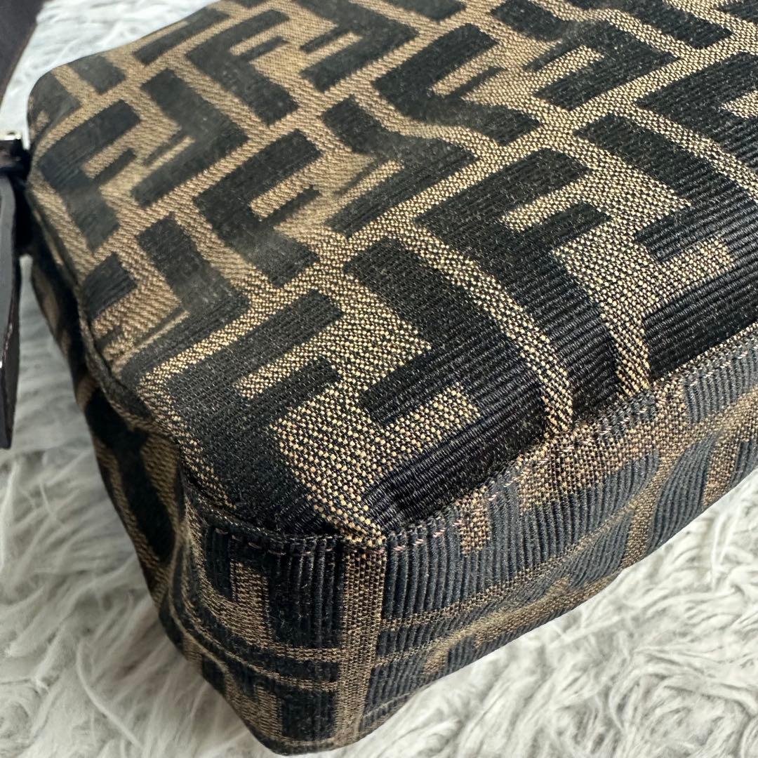 極美品 FENDI フェンディ マンマバケット ワンショルダーバッグ ズッカ