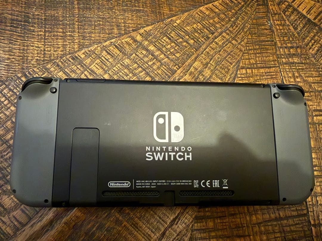 Nintendo Switch 本体 + 付属品　スイッチ