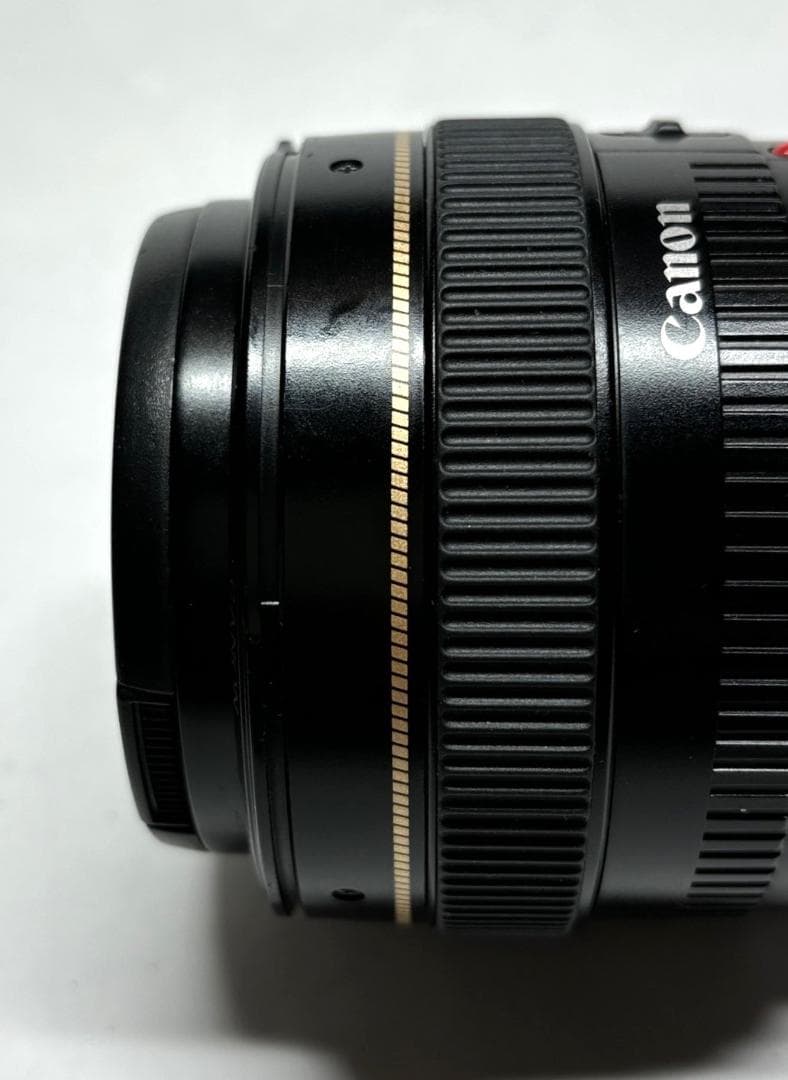 キヤノン EF50mm f1.4　標準レンズ　美的動作品(ref# 4109)