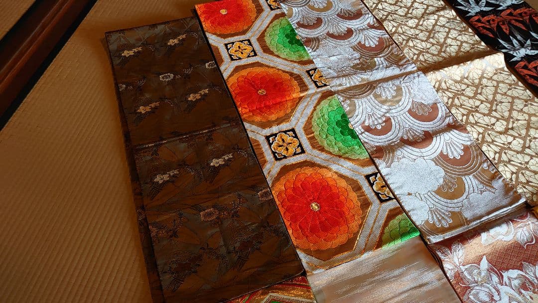 袋帯　着物　帯　刺繍　金糸　旧家　１０種　１０枚