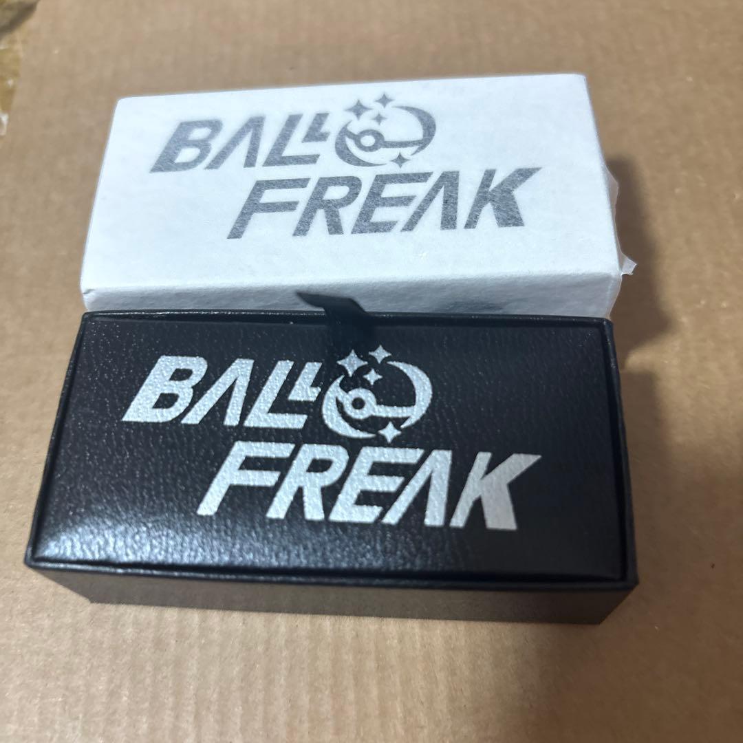 ポケモンセンターネクタイピン BALL FREAK ミミッキュ×ゴージャスボール