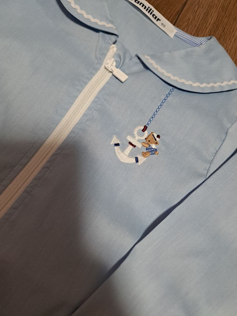 ファミリア　セーラー襟アウター90