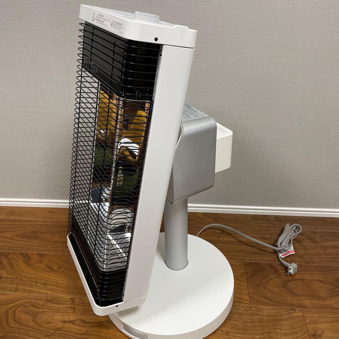 【美品】ダイキン　DAIKIN セラムヒート CER11WS 遠赤外線暖房機