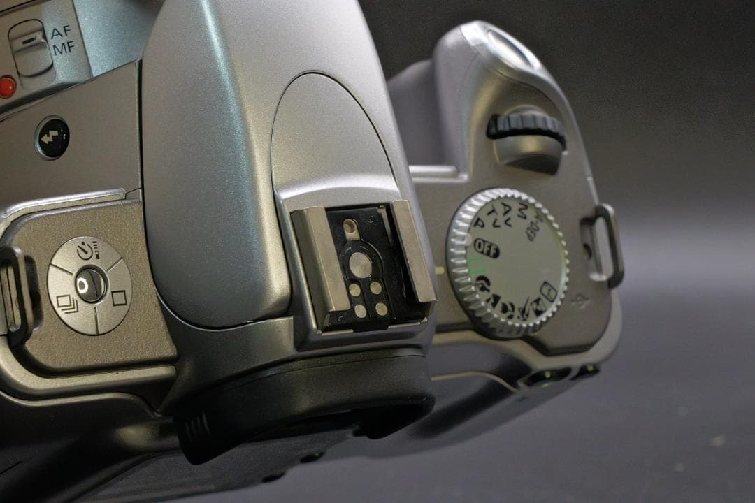 【極美品】Canon EOS Kiss5 標準レンズ　キャノン　フィルムカメラ