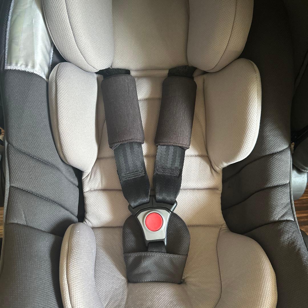 【美品】アップリカ ベビーシート エアキャリー AB シートベルト固定 R129