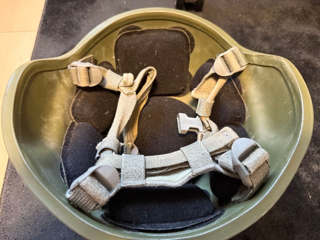 珍しいスネークペイント！実物 アメリカ軍放出品 ヘルメット ACH 値引き交渉可