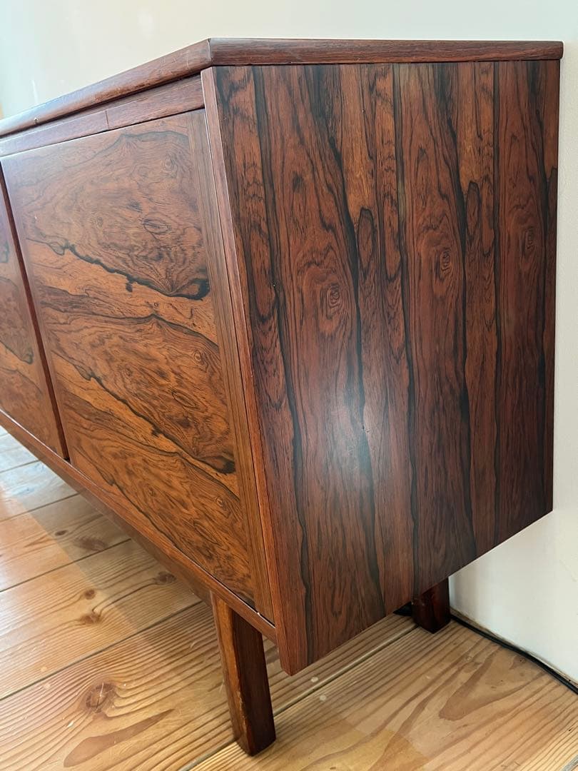 ビンテージ　ローズウッド　キャビネット サイドボード　ミッドセンチュリー