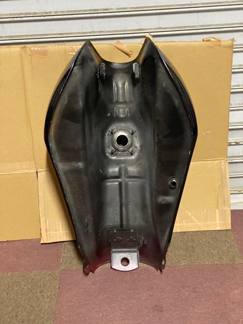 cbx400f 黒赤外装セット　未使用品